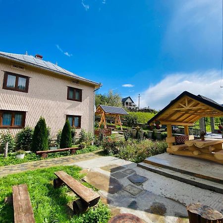 Hotel Casa Agroturistica Tarancuta Din Vatra Moldoviţei Exteriér fotografie
