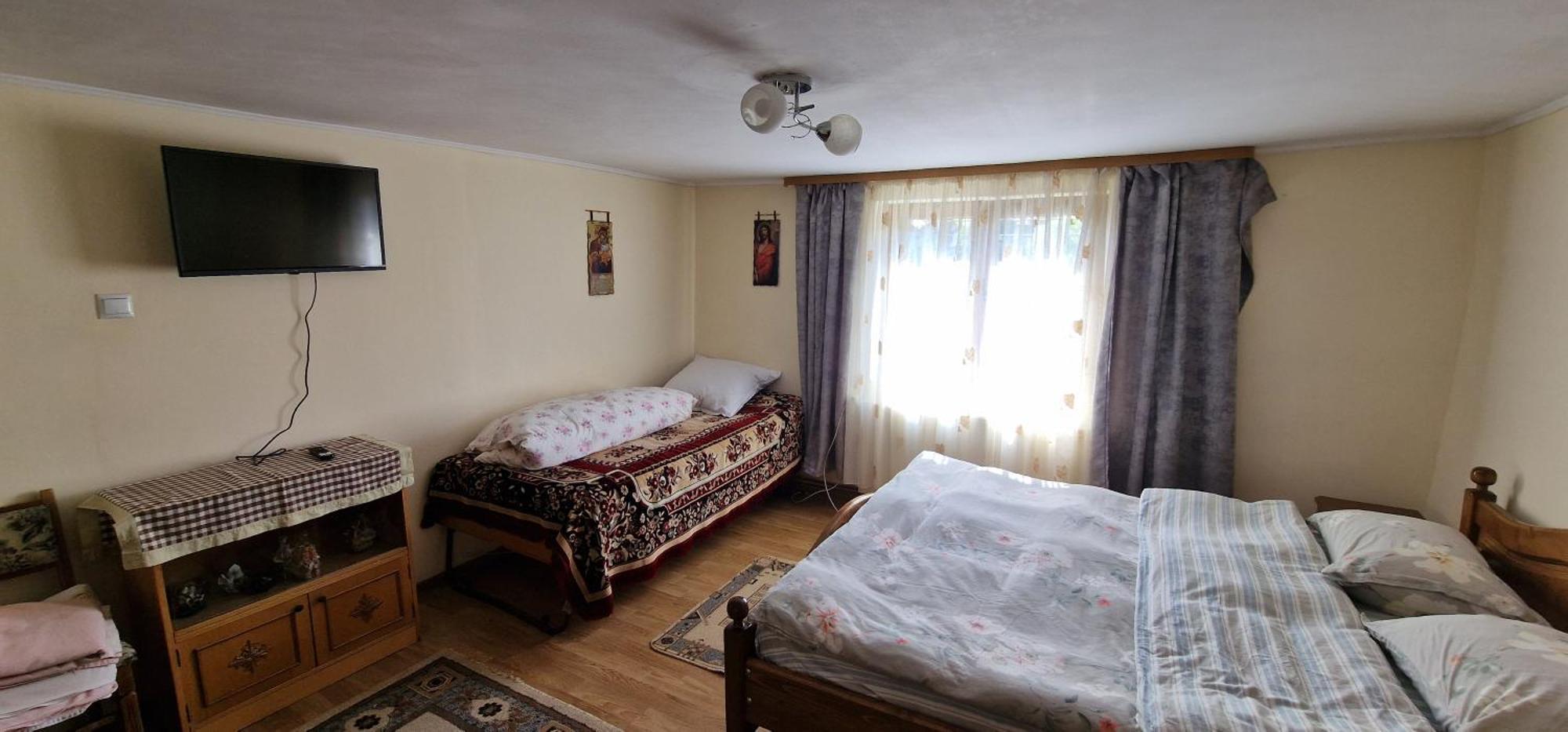 Hotel Casa Agroturistica Tarancuta Din Vatra Moldoviţei Exteriér fotografie