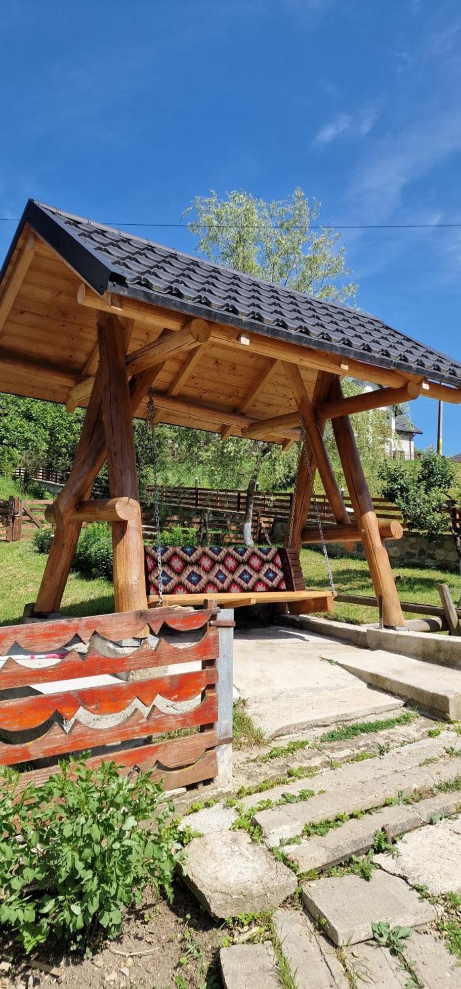 Hotel Casa Agroturistica Tarancuta Din Vatra Moldoviţei Exteriér fotografie