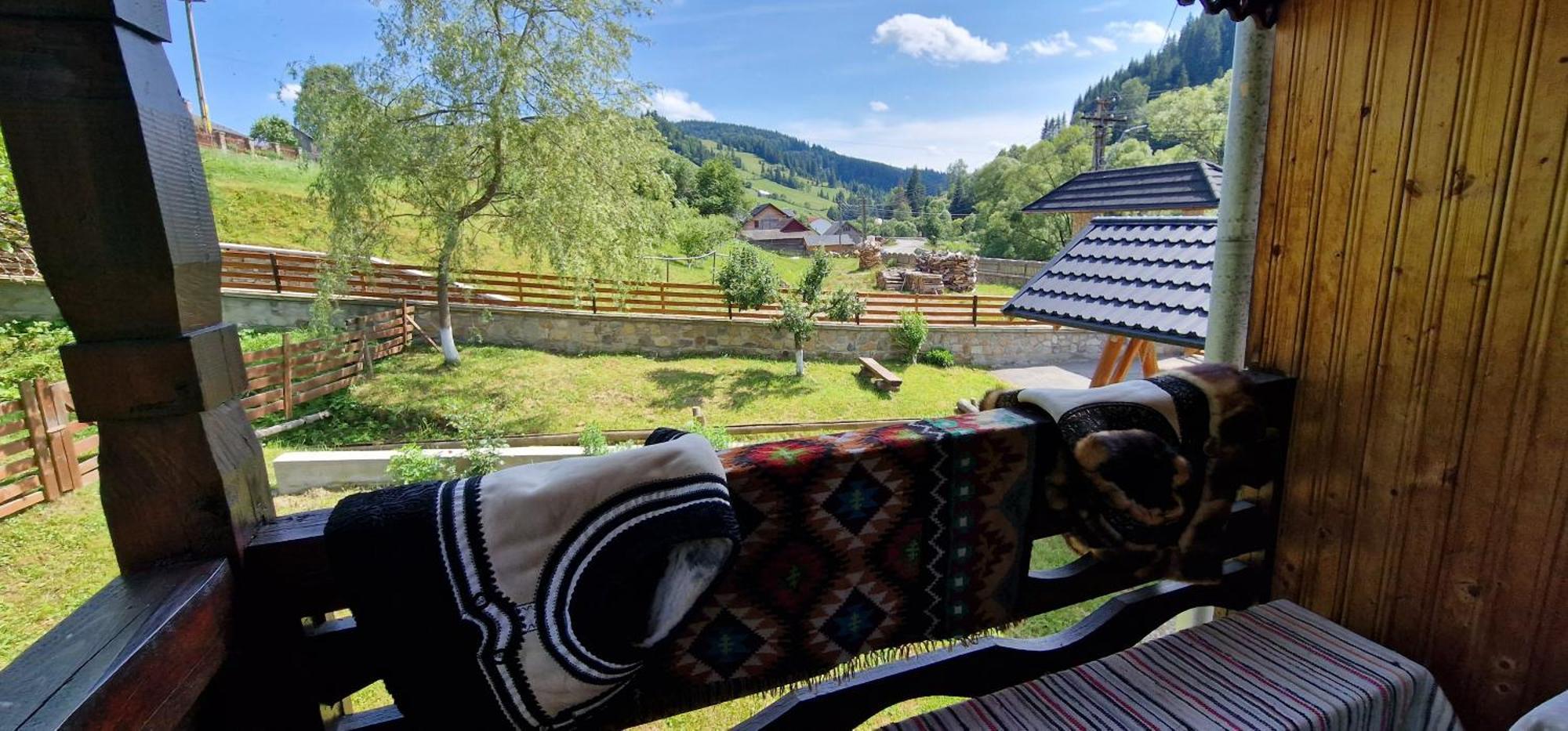 Hotel Casa Agroturistica Tarancuta Din Vatra Moldoviţei Exteriér fotografie